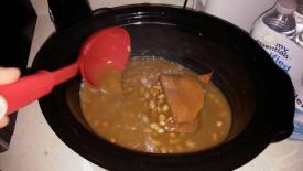 NANNIES CROCKPOT PINTOS